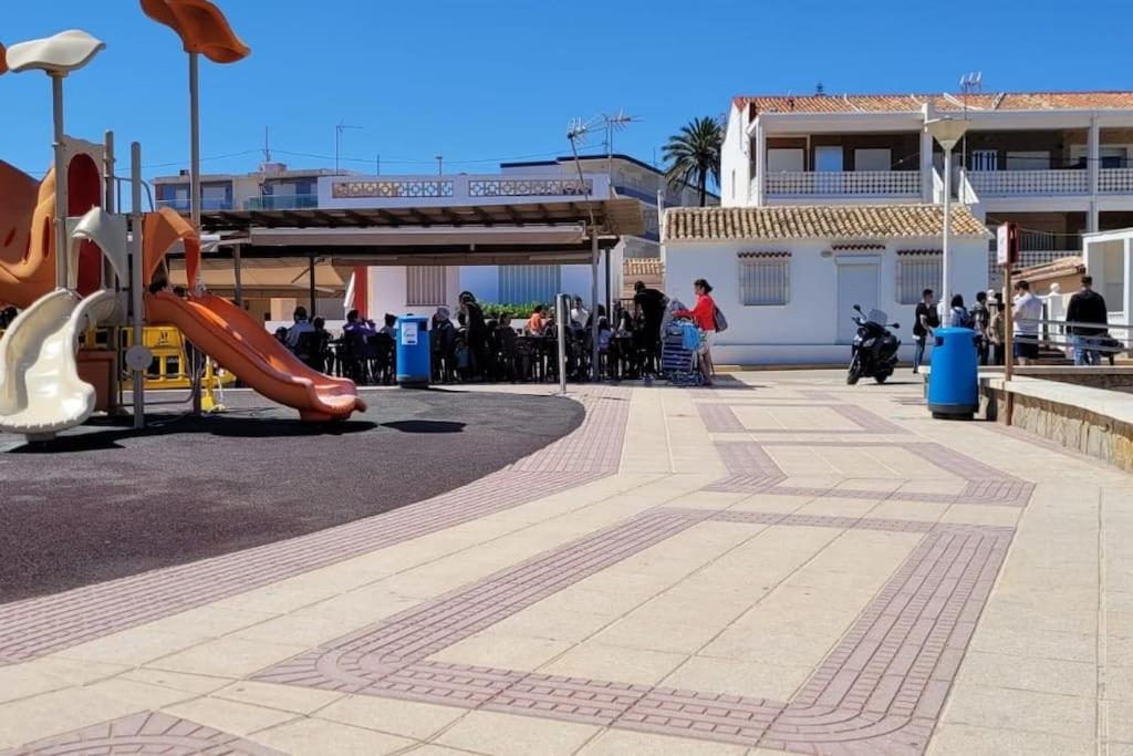 Apartamento Playa Piles -Familias- Luaran gambar